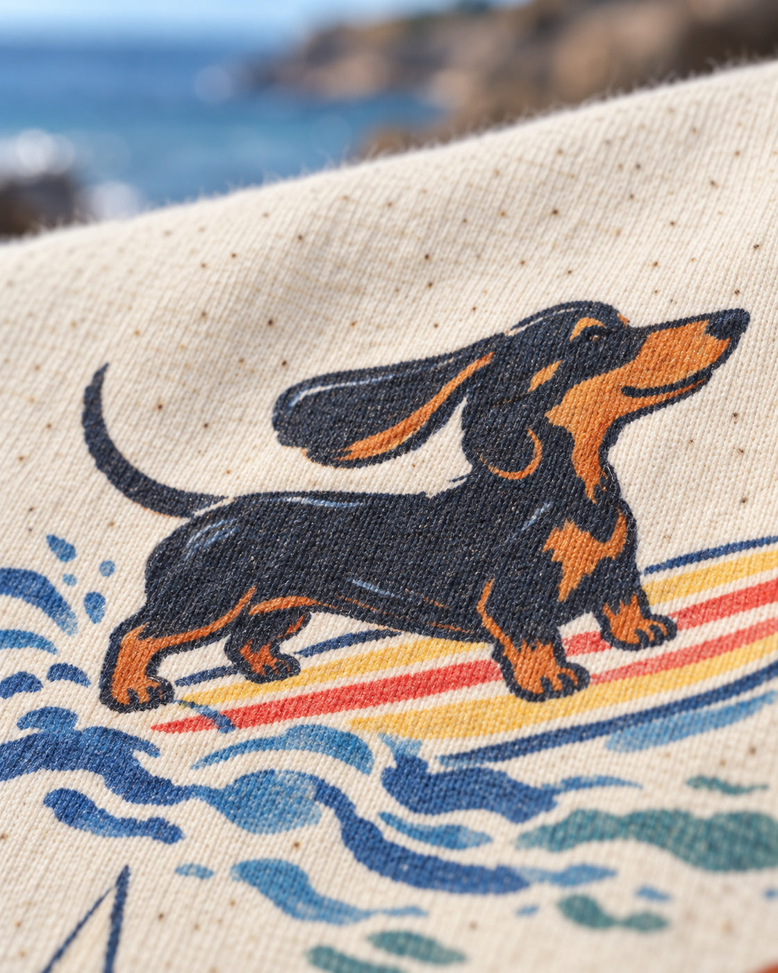 Dackelgeschichten vom Meer T-Shirt – Küstenabenteuer