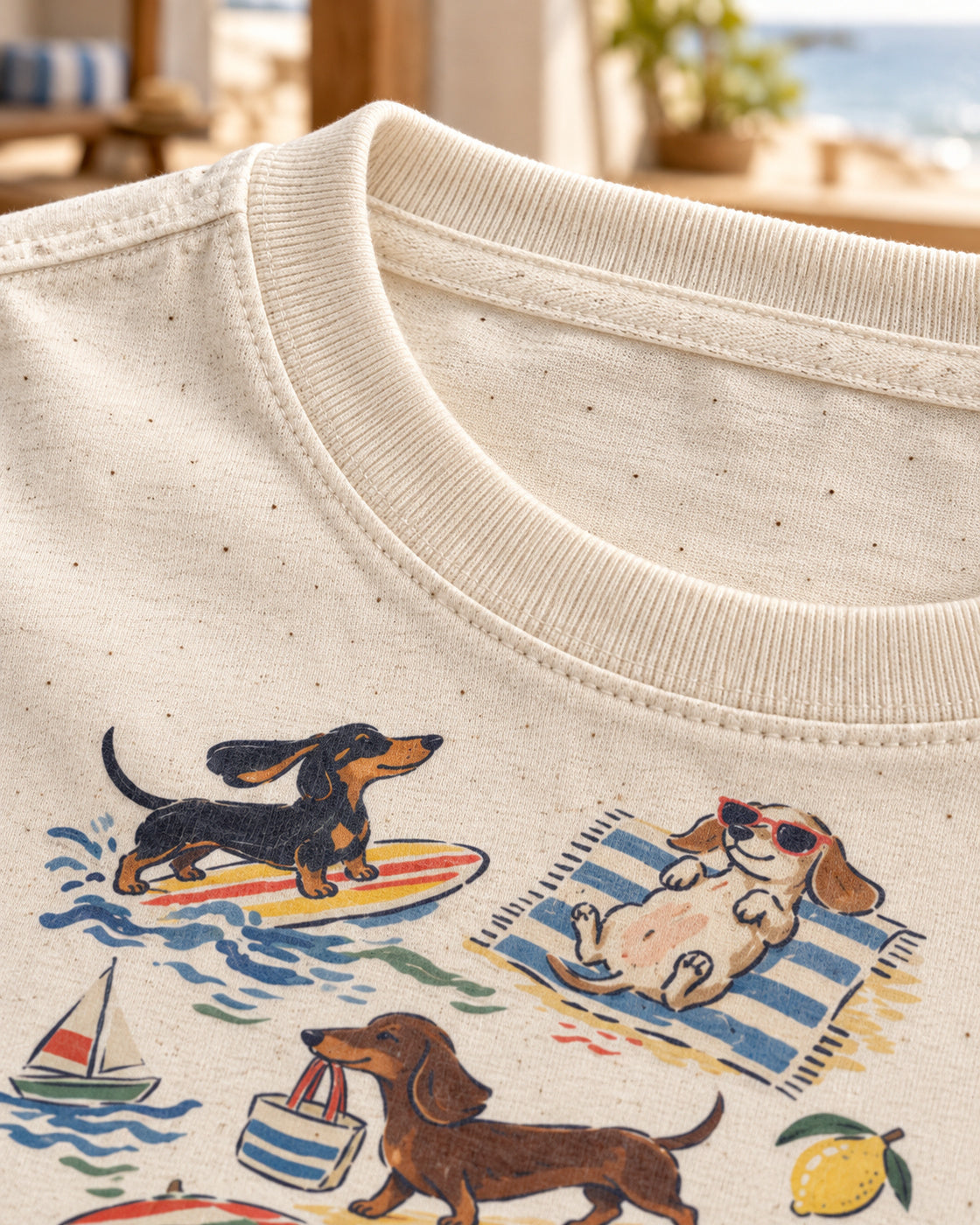 Dackelgeschichten vom Meer T-Shirt – Küstenabenteuer