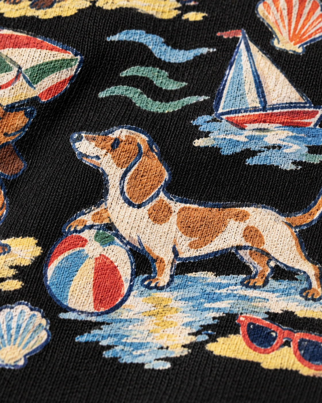 Dackelgeschichten vom Meer Kinder-T-Shirt – Verspieltes Strandmotiv