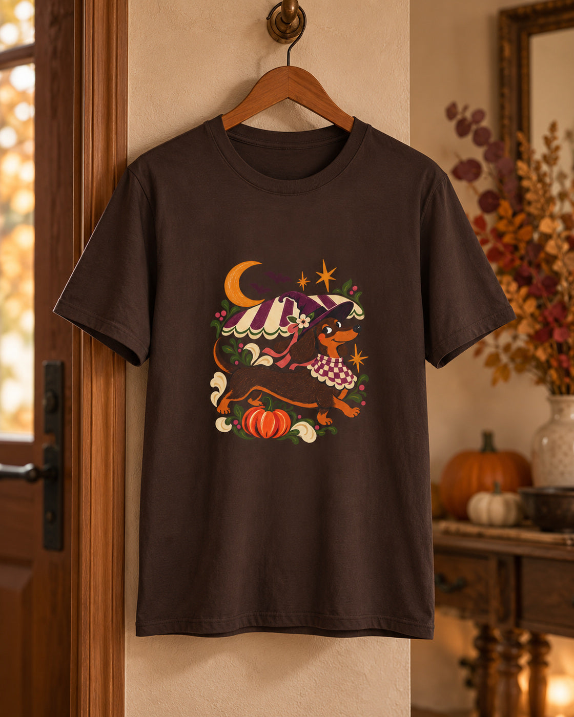 Mondlicht-Dackel T-Shirt – Halloween-Hexenmotiv